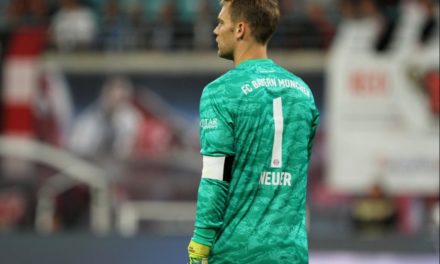 Manuel Neuer verlängert seinen Vertrag beim FC Bayern München bis 2023