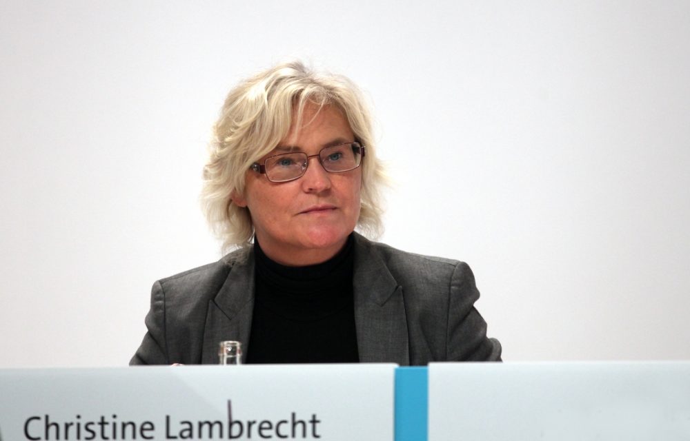 Lambrecht gegen Verschärfung des Strafrechts bei Kinderpornografie