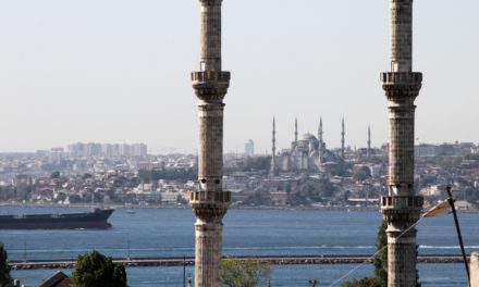 Der Tourismus-Beauftragte von der CDU macht Hoffnung auf baldige Reisen in die Türkei