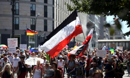 Städtebund kritisiert Nichtbeachtung der Regeln bei Demonstrationen