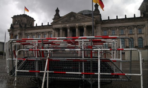 Chef der CSU fordert einen besseren Schutz für das Reichstagsgebäude