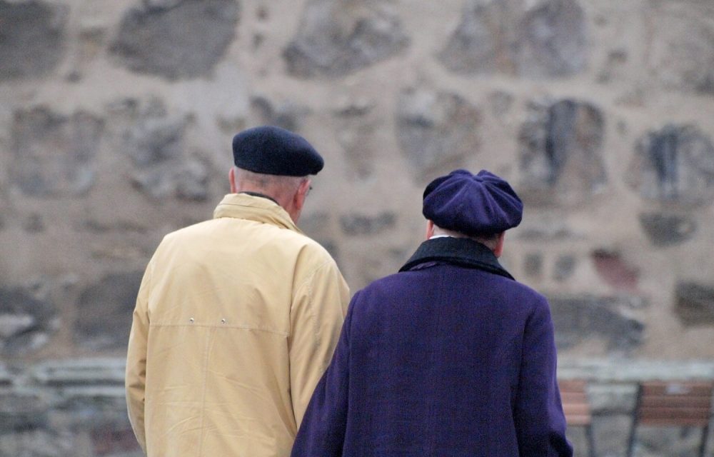 Rentnerinnen und Rentnern in Deutschland geht es finanziell besser