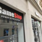 Zwei Geschäfte durch Mitarbeiter mit AMC- und Gamestop-Aktien werden von der Bafin geprüft