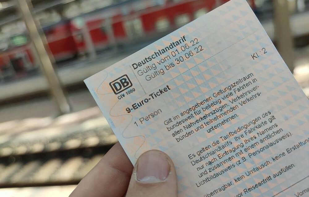 Unbegrenzt gültiges Billigticket für Nahverkehr von den Kommunen gefordert