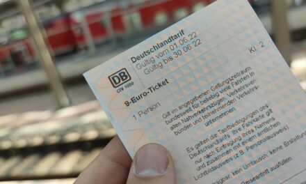 Unbegrenzt gültiges Billigticket für Nahverkehr von den Kommunen gefordert