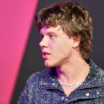 Alex Warren dominiert Single-Charts – Zartmann auf Platz drei