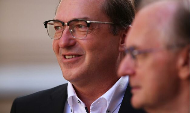 Haseloff fordert Einigkeit und Reformbereitschaft von Bundesregierung