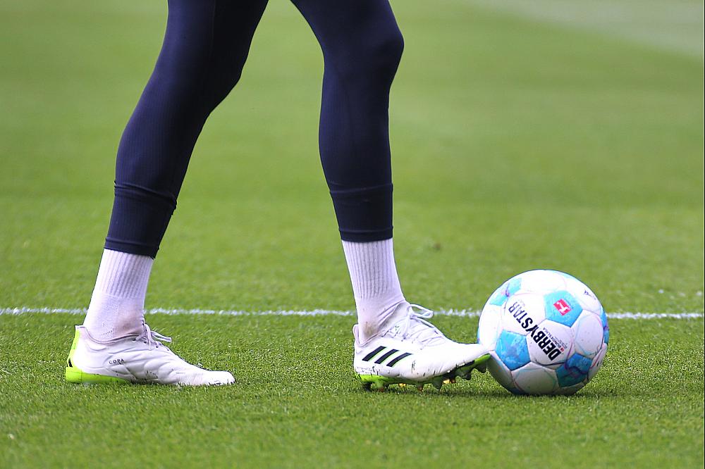 DFB-Pokal: Schalke setzt sich in Verlängerung gegen Lok durch - Ã¼ber dts Nachrichtenagentur