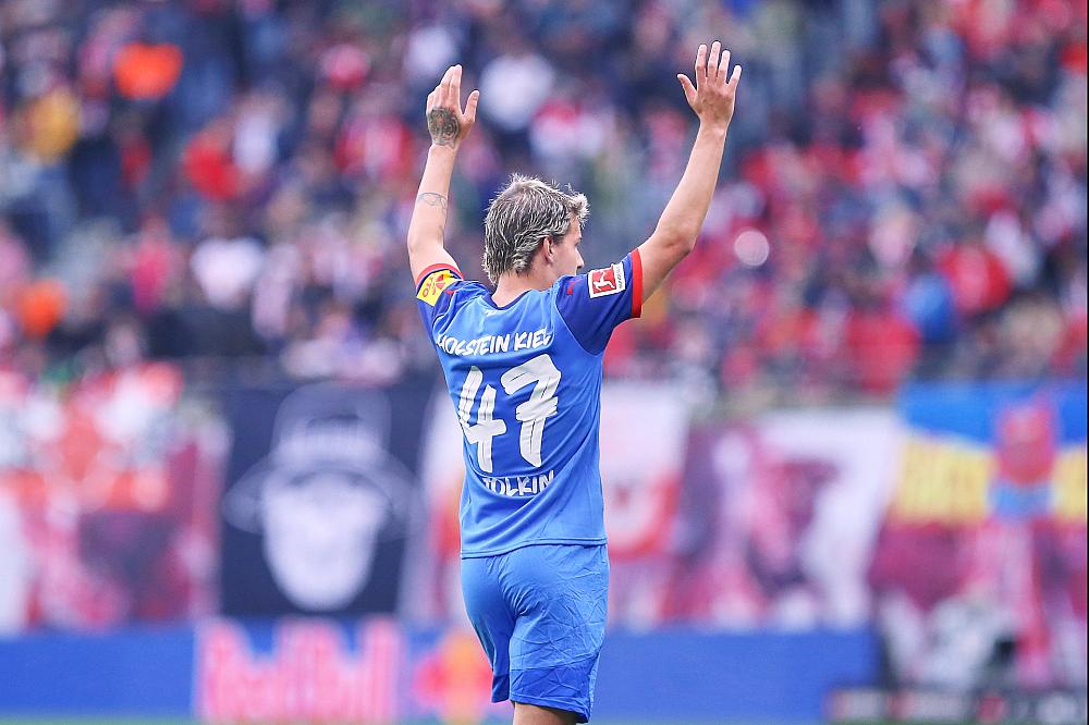 DFB-Pokal: Augsburg und Kiel lösen Pflichtaufgaben - Ã¼ber dts Nachrichtenagentur