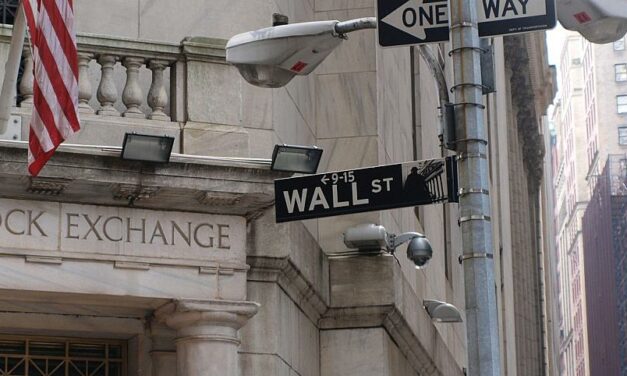 US-Börsen steigen – Erwartung einer frühzeitigen Zinssenkung der Federal Reserve