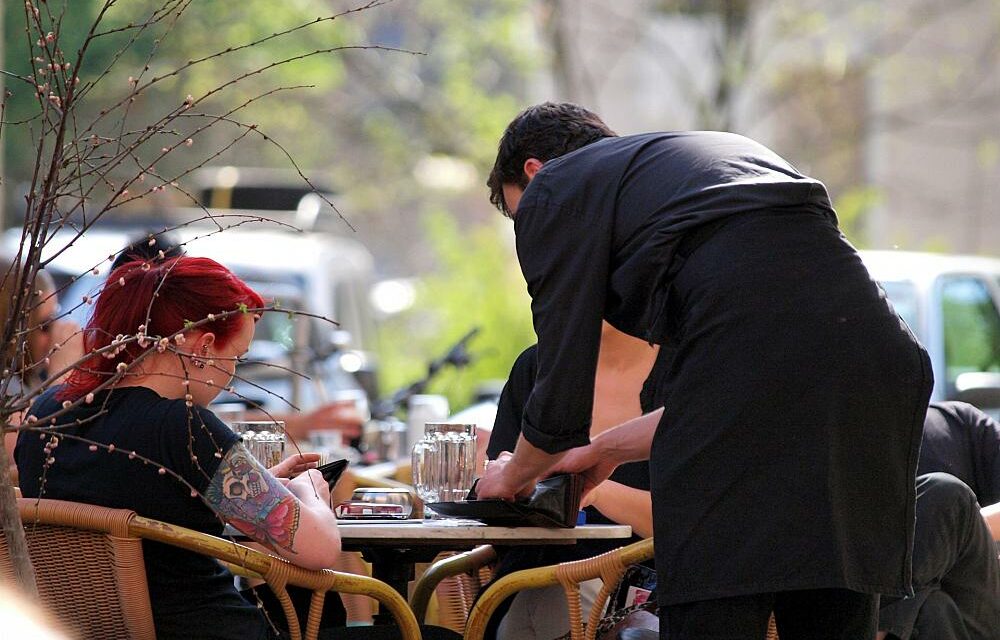 Grüne kritisieren geplante Steuererleichterung für Gastronomie-Betriebe