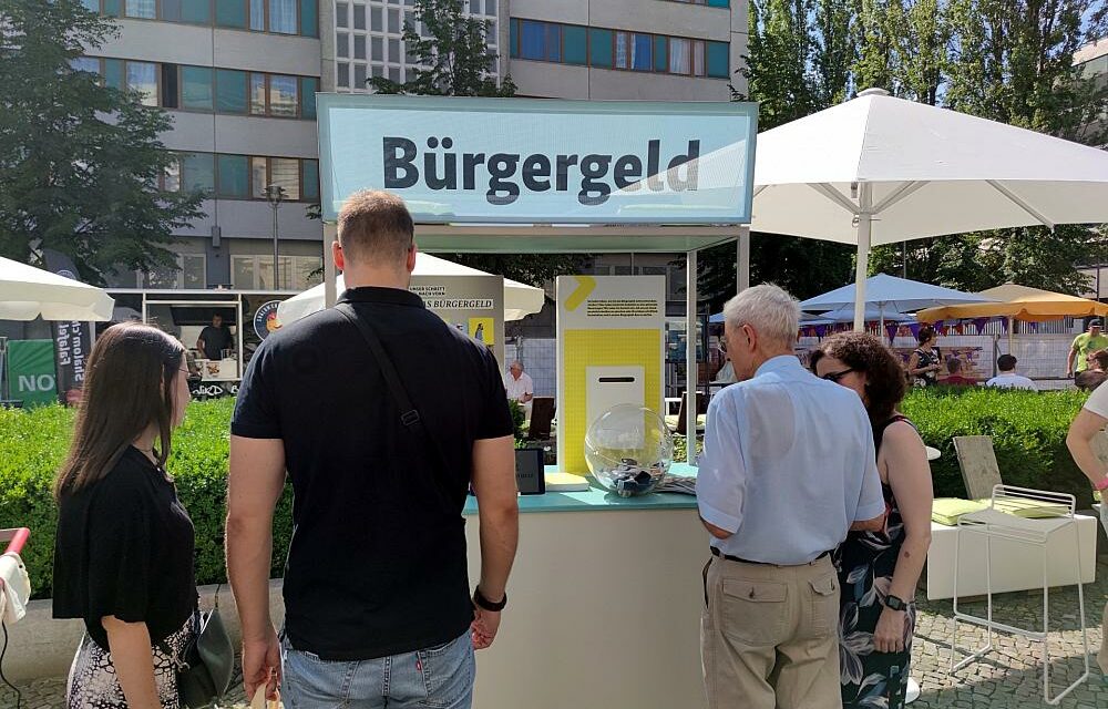 Aufwärtstrend bei Aufstockern: Mehr Beschäftigte abhängig von Bürgergeld