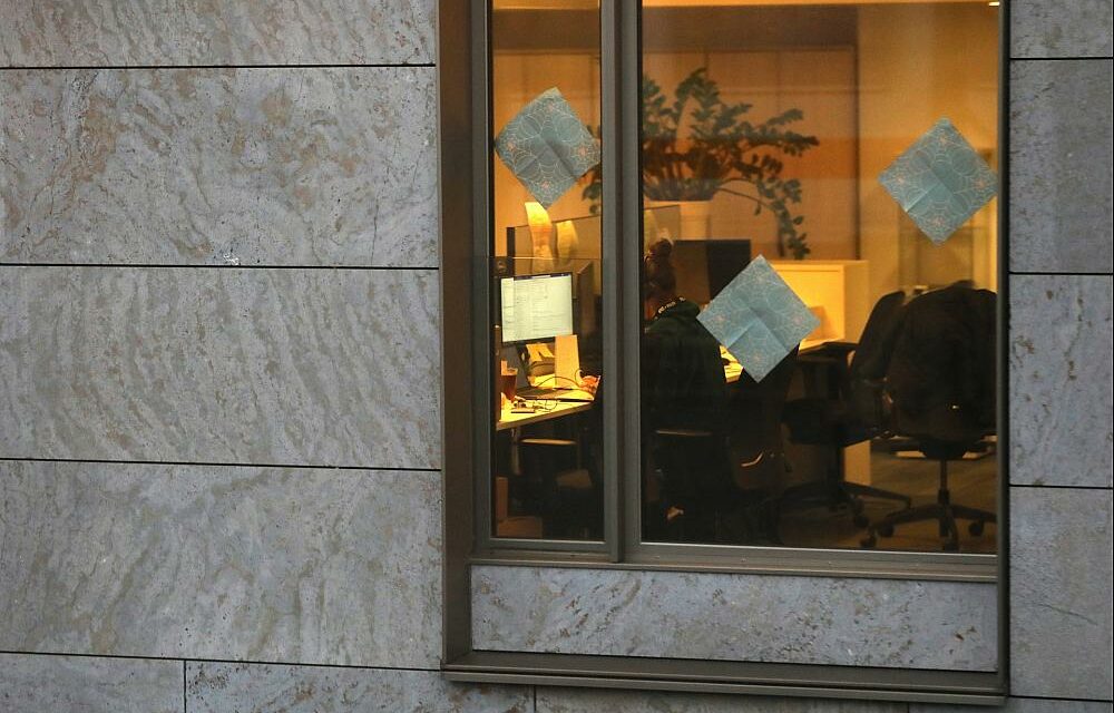 Arbeitszeit pro Kopf in Deutschland erreicht neues Rekordniveau – Frauen treiben Entwicklung voran