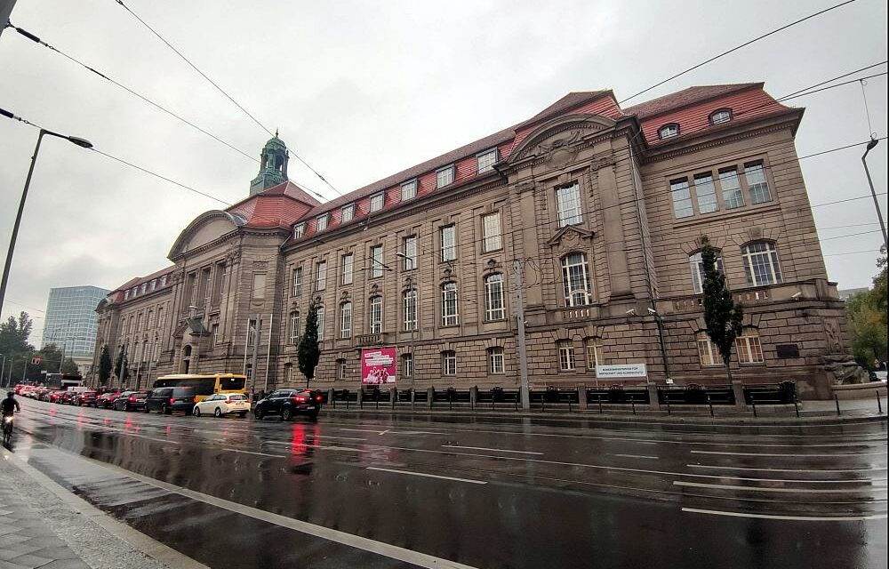 Bund plant Kreditgarantien für Gaskraftwerksprojekte im Ausland