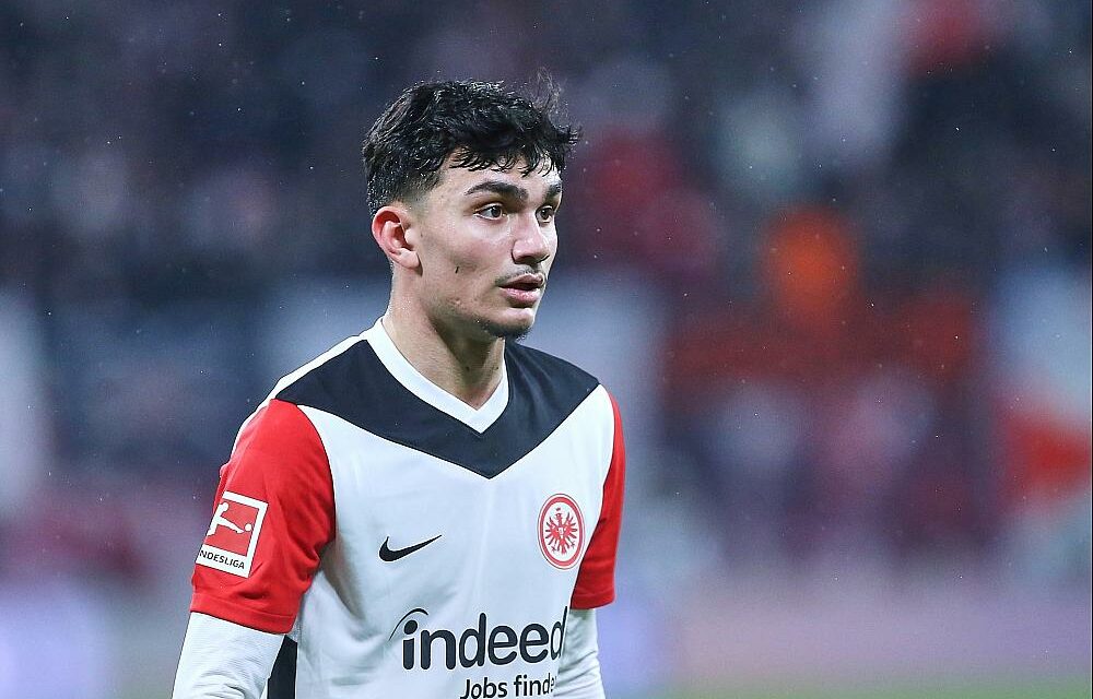 DFB-Pokal: Favoriten Frankfurt und Paderborn geben sich keine Blöße