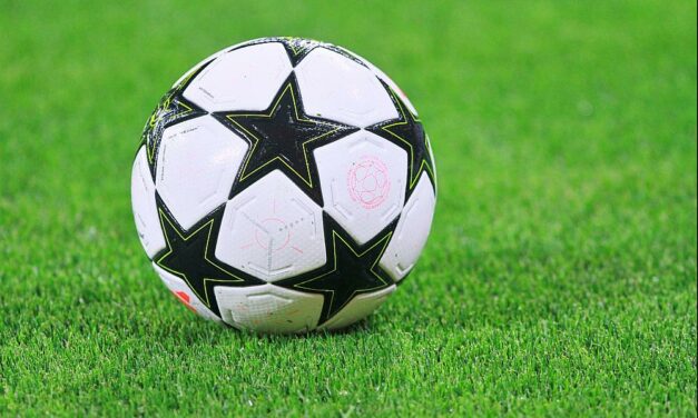 Rummenigge plädiert für verantwortungsvollere Investitionen im Profifußball