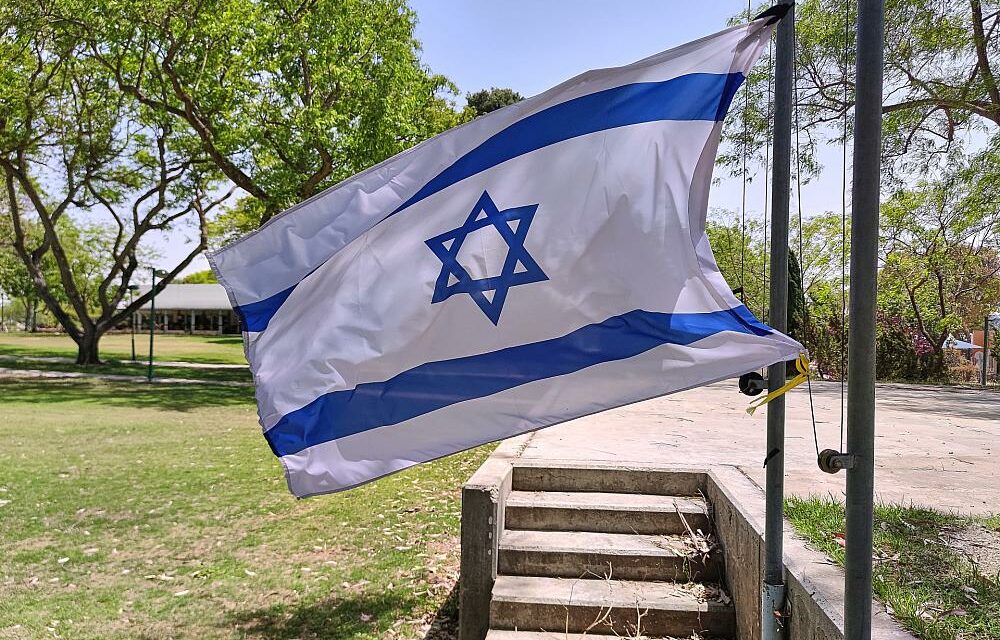 Ex-Botschafter Israels: Waffenstopp Deutschlands gegenüber Israel als ‚verhältnismäßig‘ bewertet