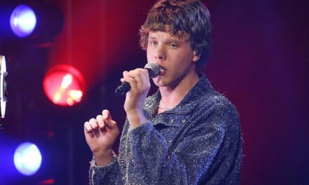 Alex Warren dominiert weiterhin die Single-Charts – Zartmann erobert Platz drei