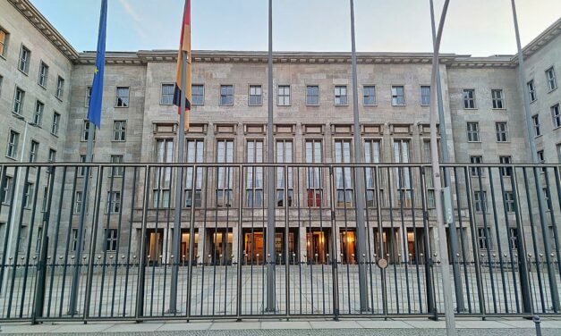 Digitalisierung im Kampf gegen Steuerhinterziehung geplant