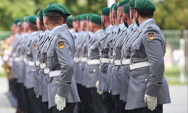 Reservistenverband zeigt Bereitschaft für Bundeswehreinsatz in ukrainischer Friedensmission