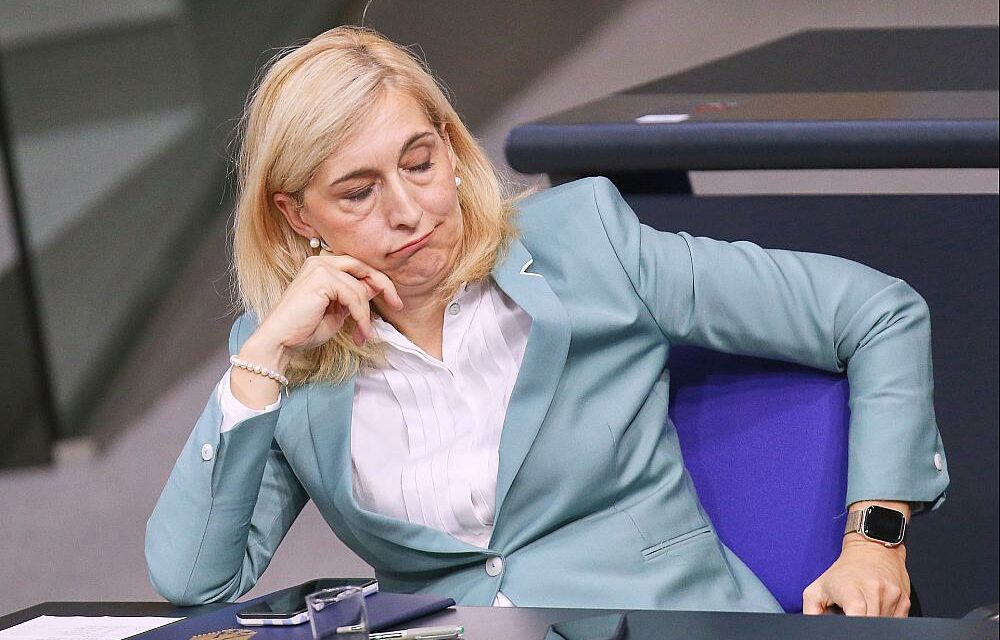 Grüne mahnen schnelleres Vorgehen im Gesundheitswesen an
