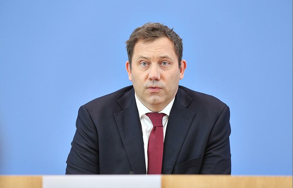 Union lehnt Steuererhöhungspläne von Klingbeil entschieden ab