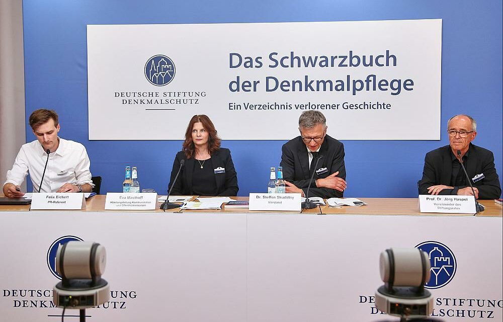 Schwarzbuch: Neue Publikation dokumentiert Gefahren für Denkmalschutz