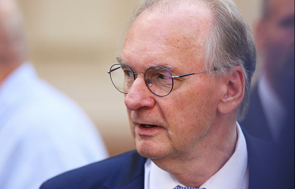 Haseloff lehnt Steuererhöhungen ab und plädiert für Reform von Bürgergeld
